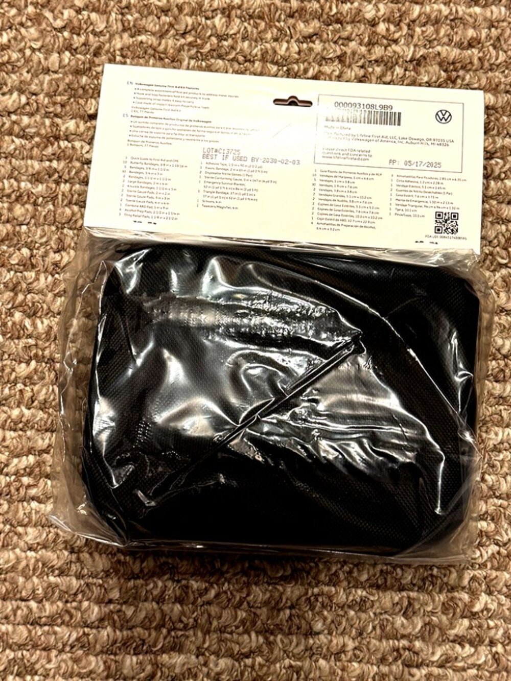 VW: First Aid Kit - Picture 4 of 7
